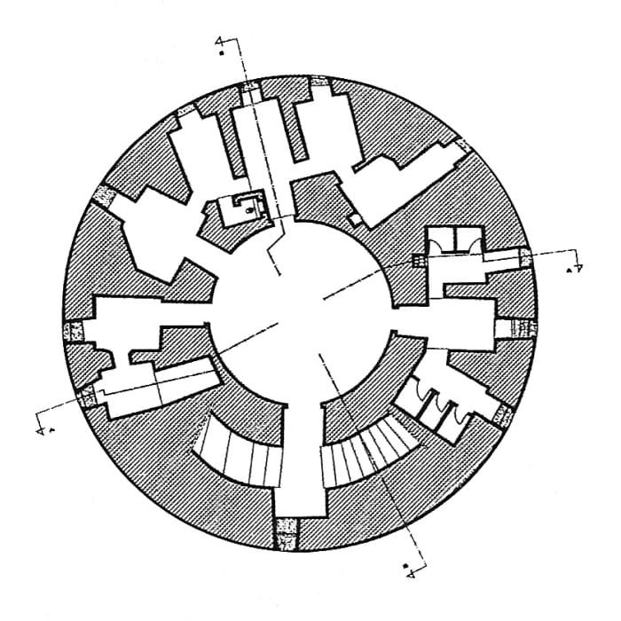 Floor plan of the White Tower showing a central circular space and smaller rooms within the thick outer wall