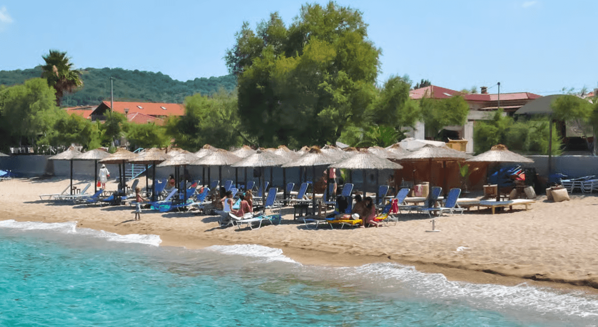 Thessaloniki: Halkidiki, Arnaia, Ierissos – Swim & Tasting