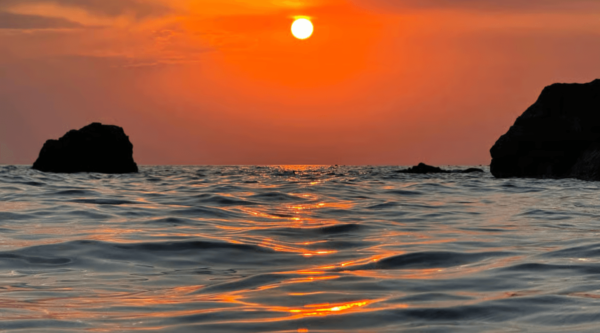 Thessaloniki: Halkidiki/Sithonia Swim, Sunset & Olive Tour