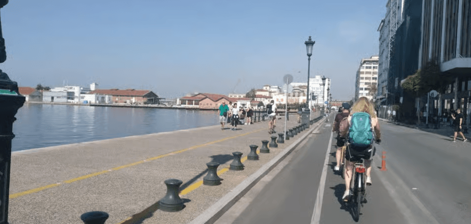 Discover Thessaloniki effortlessly on an e-bike tour.