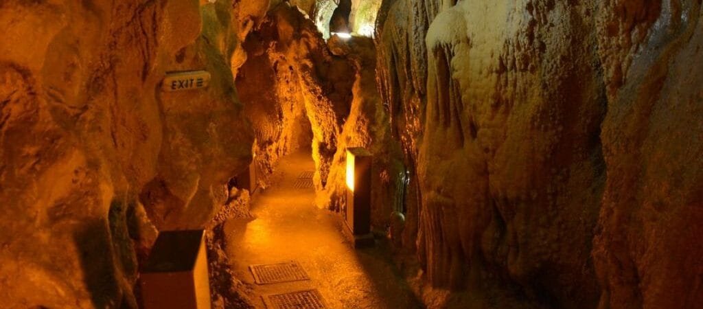 Escape to the cave of Agios Georgios